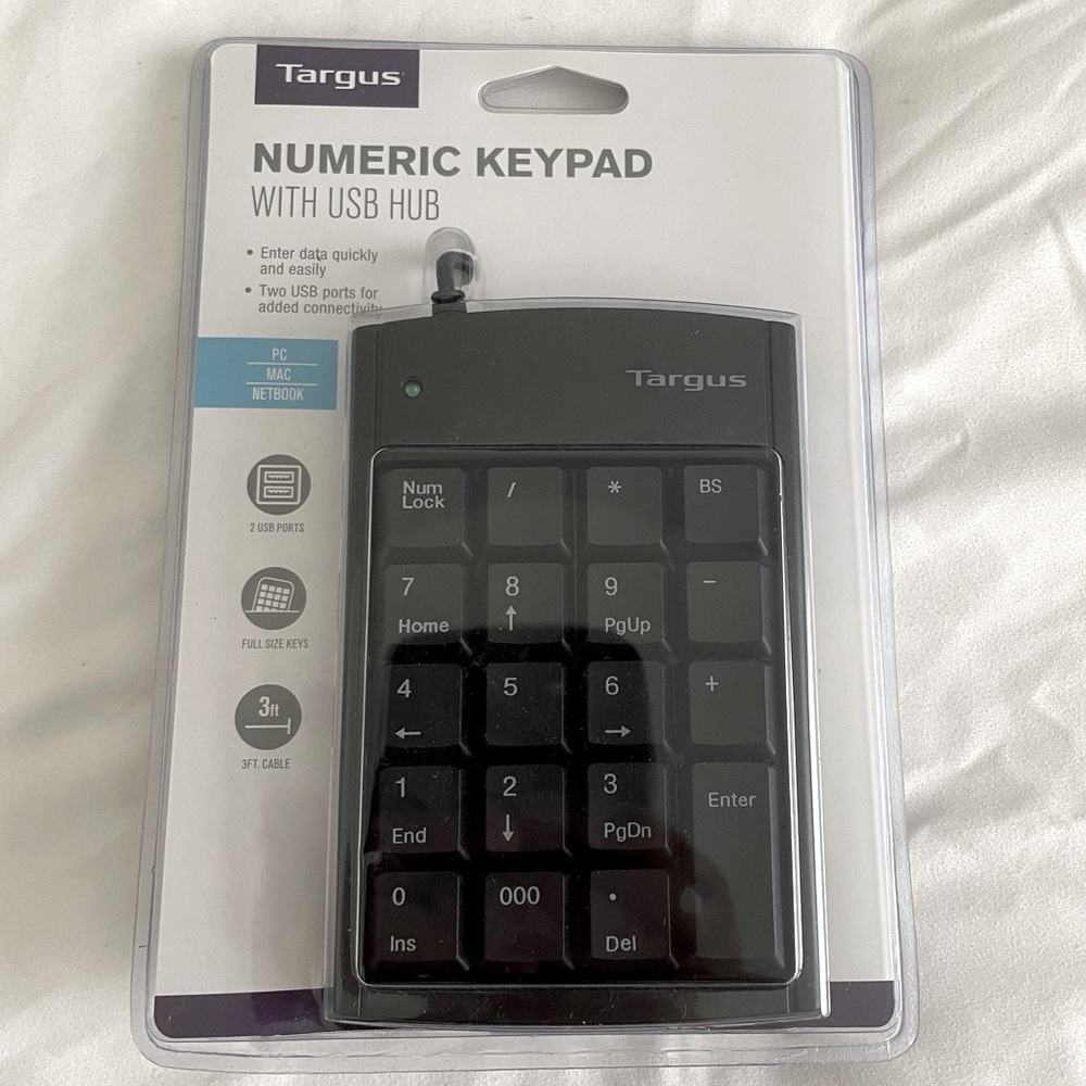 Targus Numeric Key Pad with USB Hub